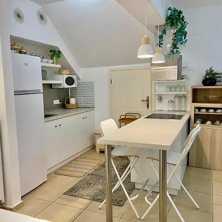 Sea Breeze - Light Holiday home Bouzaiika